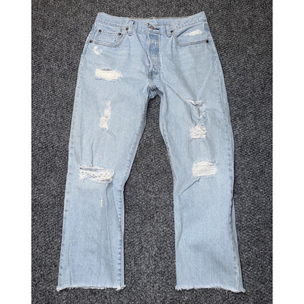 Levi's Women's Blue Light Wash Distressed Straight Fit Denim Jeans Cotton 32X26